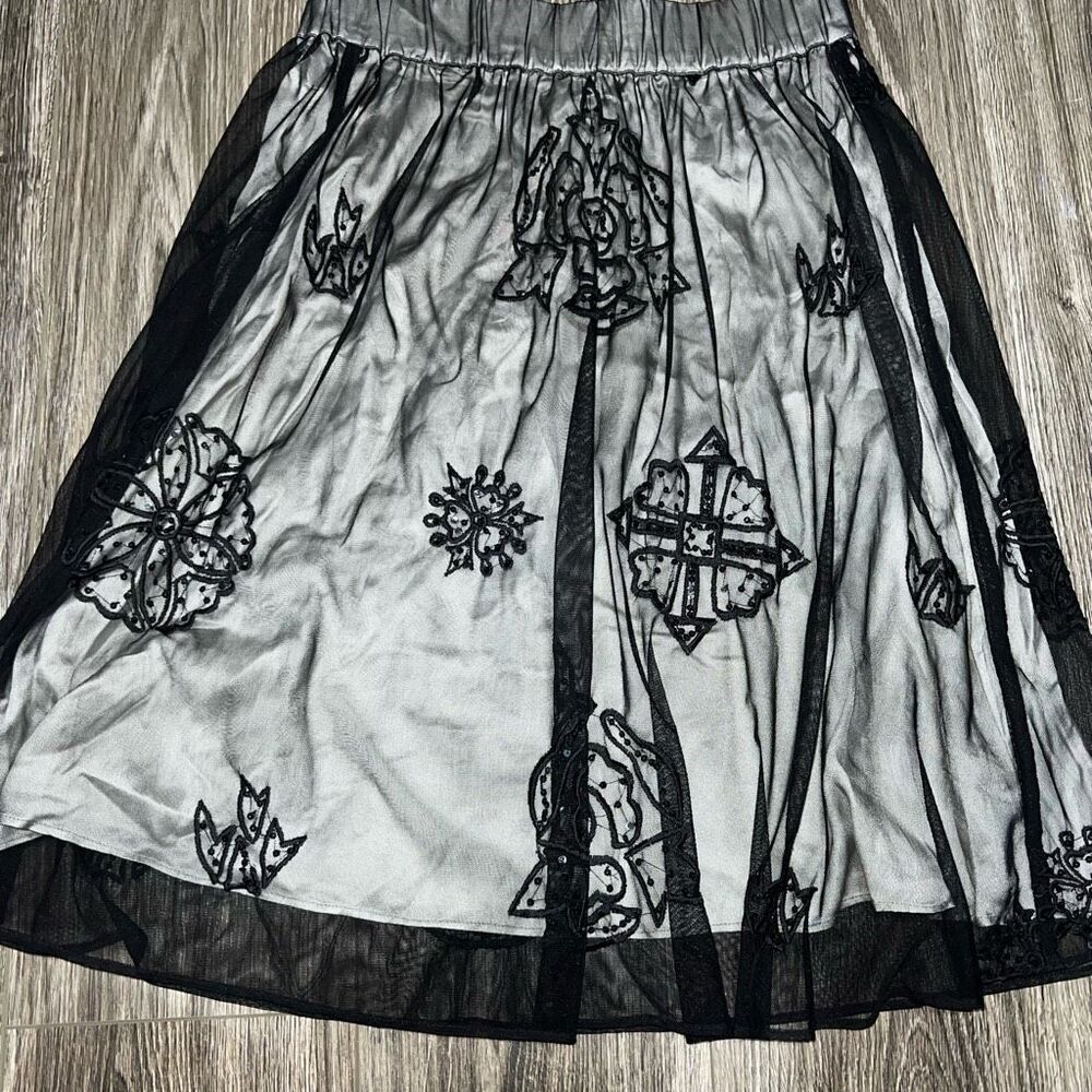Hazel size small Full skirt